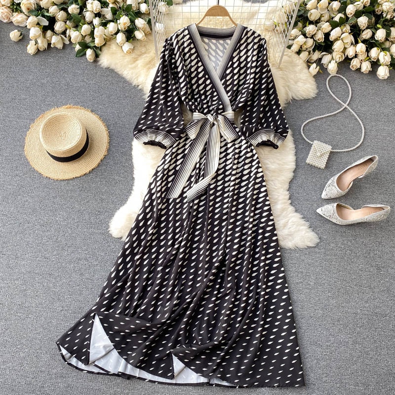 ワンピース レディース Aラインドレス ミモレ丈 ロング丈 袖あり 長袖 パフスリーブ Vネック