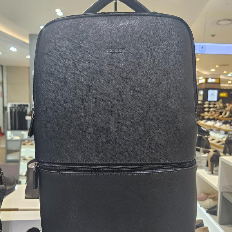 メンズバックパック超軽量