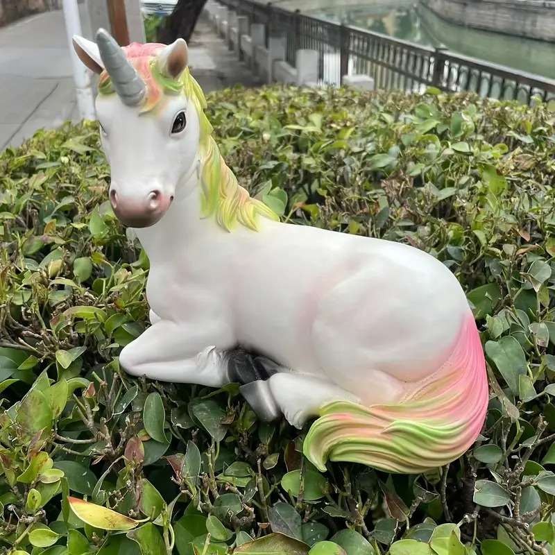ガーデンオブジェ 置物 ファンタジー カラフル 魅力的 座っている ユニコーン 虹色 お洒落 かわいい レジン アニマル パステルカラー 4-7
