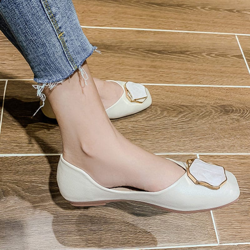 777円OFFクーポン フラットパンプス レディース フラットシューズ 無地 スクエアトゥ 婦人靴 ぺたんこ スリッポン フェミニン 美脚 歩きやすい 疲れにくい 滑り止め カジュアル 妊婦 通勤 結 9,551円