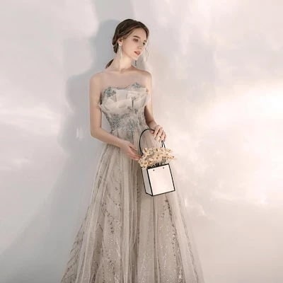 パーティードレス新作 結婚式ワ今週の割引は 25% オフですンピース 高級感 ドレス ウェディングドレス 花嫁ロングドレス 成人