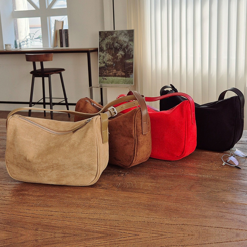 エタデル エコ スエード 税務 ショルダーバッグ