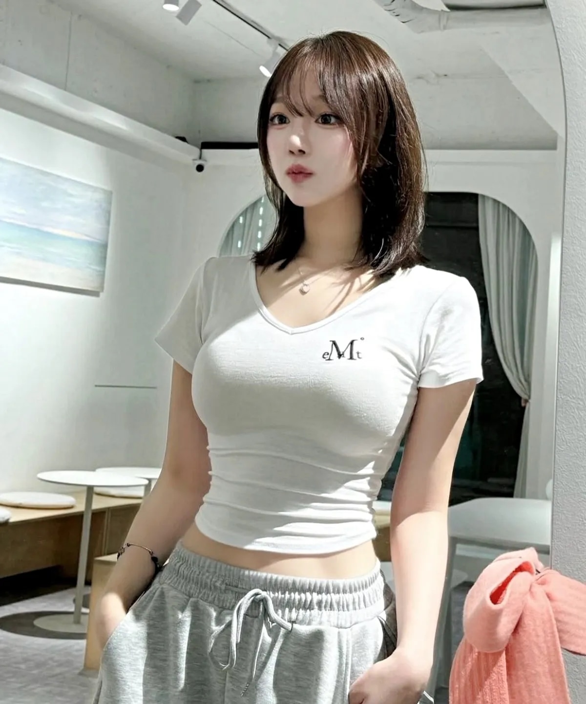 オニックス シースルー シグネチャー ロゴ Vネック クロップ 半袖Tシャツ(7カラー)