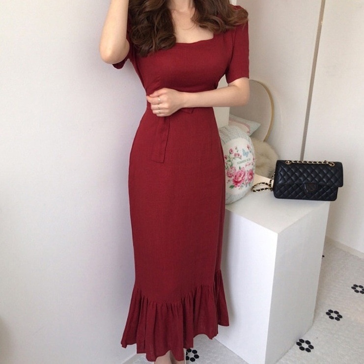 個性的 着痩せ ドレス ワンピース 二次会ドレス ミモレ丈 半袖 スクエアネック 襟なし マーメイド スレンダーライン タイト スリム ウエストリボン 伸縮性 かわいい 大人可愛い きれいめ シンプル