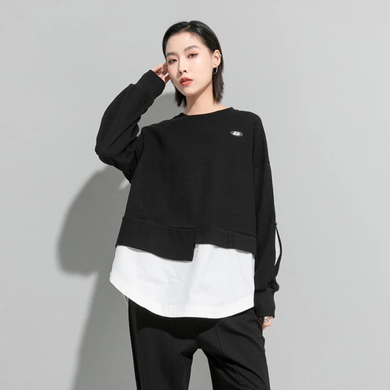欧米の春秋女服の新型暗黒系の不規則スウエット大きいサイズのフェイクレイヤード長袖のtシャツ