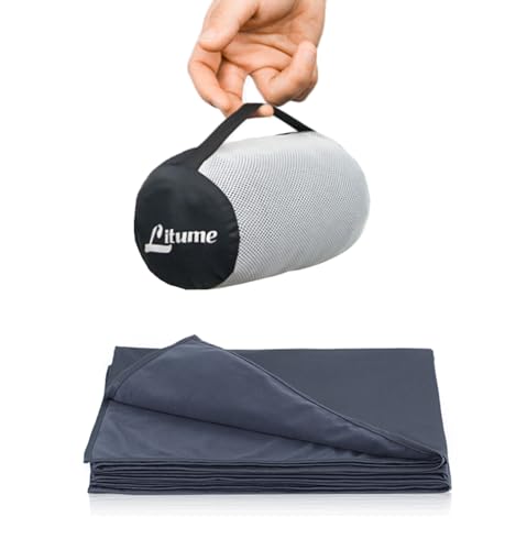 Litume 170 x 122 cm 柔らかい 防災 飛行機 旅行用ブランケット ブランケット 折り畳みデザインと専用収納ポーチ付き 電車キャンプバックパッキングと旅行に最適 台湾製