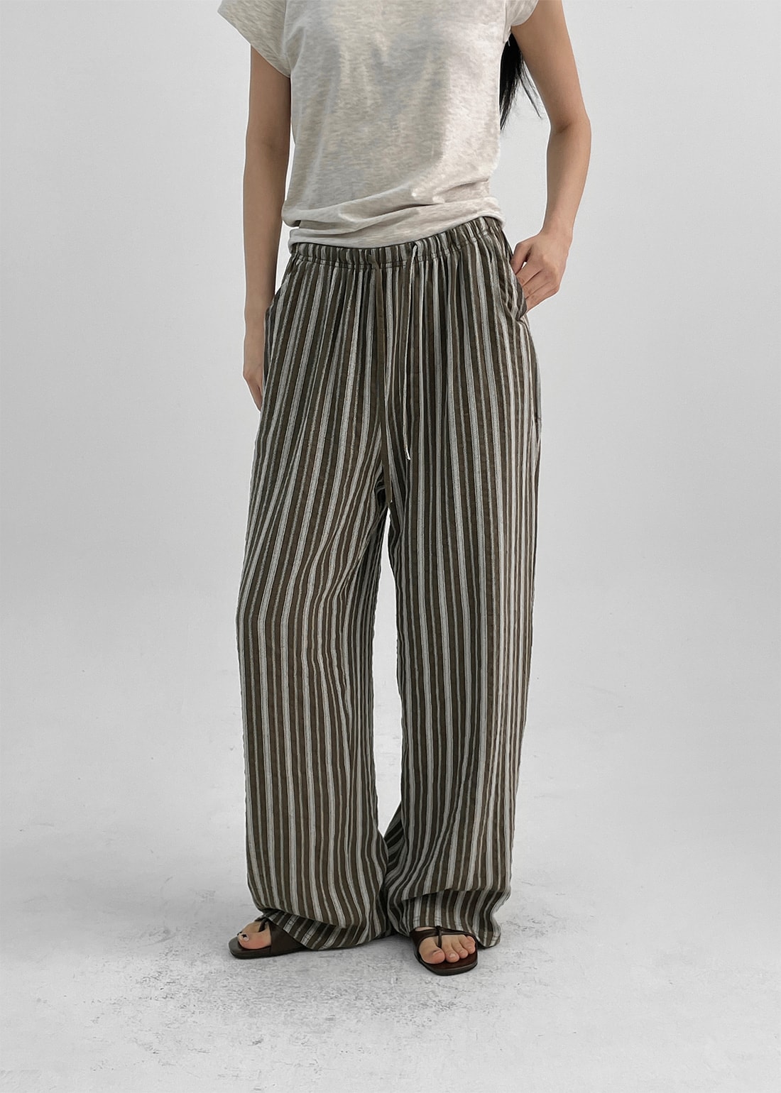 UNISEXオピマストライプリネンワイドバンディングパンツ