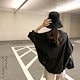 ブラック