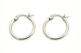 ■送料無料・国内発送■ ステンレス製 18mm フープピアス *金属アレルギー対応 シンプル ユニセックス