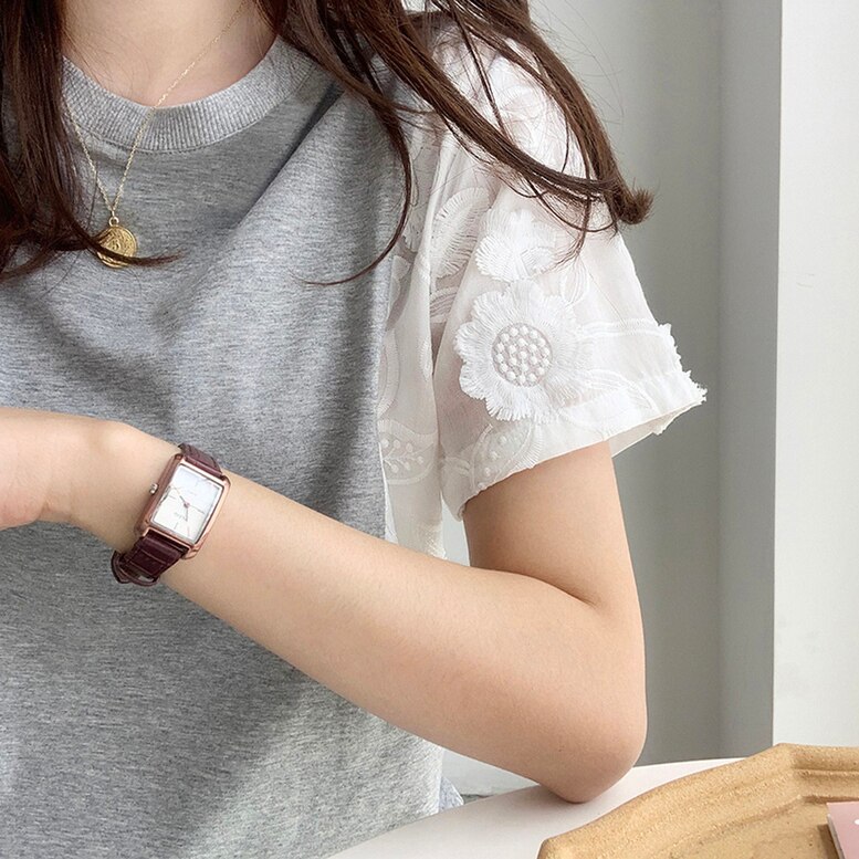 2color 花柄袖切り替えプルオーバー レース刺繍切り替え半袖カットソーブラウス 袖刺しゅうデザイ