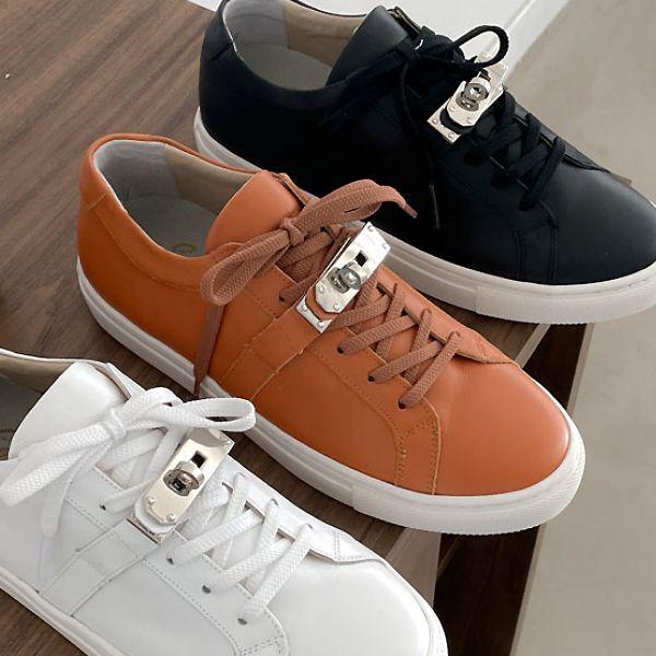 革のストラップ飾りの女性用スリッポン スニーカー 3cm 3色 sy649_P336252869