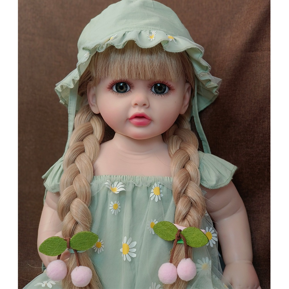 リボーンドールソフトビニールシミュレーション子供のおもちゃ小さなデイジー服は人形人形に同行するために水に浸すことができます
