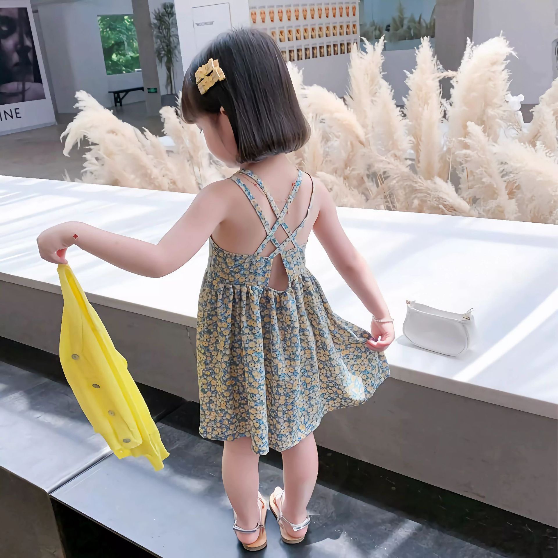 【1つ買うと10つ無料】夏の風のフローラルドレス子供の子供ベイビープリンセスドレスサスペンダーシフォンガールスカート