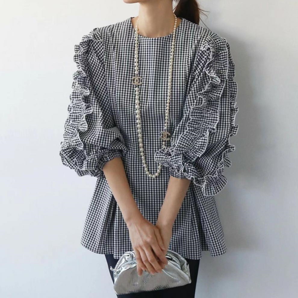 シャツ プルオーバー ミディアム丈 7分袖 ボリューム袖 フリル ウエストマーク ラウンドネック 韓国 レディース ふんわり 可愛い かわいい きちんと 大人可愛い おしゃれ お洒落