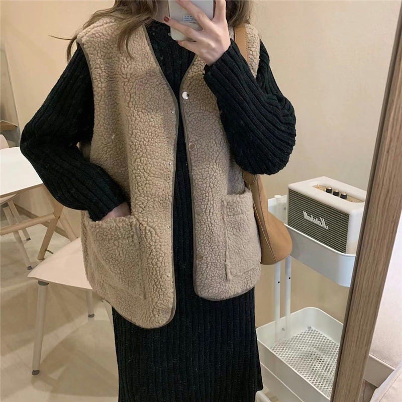 レディース 上着 羽織り アウター ジレ ベスト ふわふわ ボア モコモコ 体型カバー インスタ映え 美スタイル 暖かい 可愛い かわいい 韓国 かっこいい カジュアル きれいめ シンプル lout0