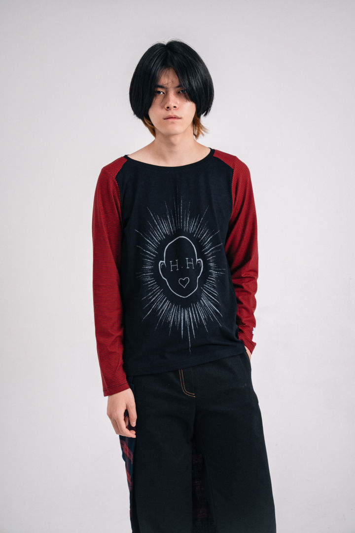 24FWTOP001_C2_Printed 長袖Tシャツ UNISEX Boat Neck Top Free Size