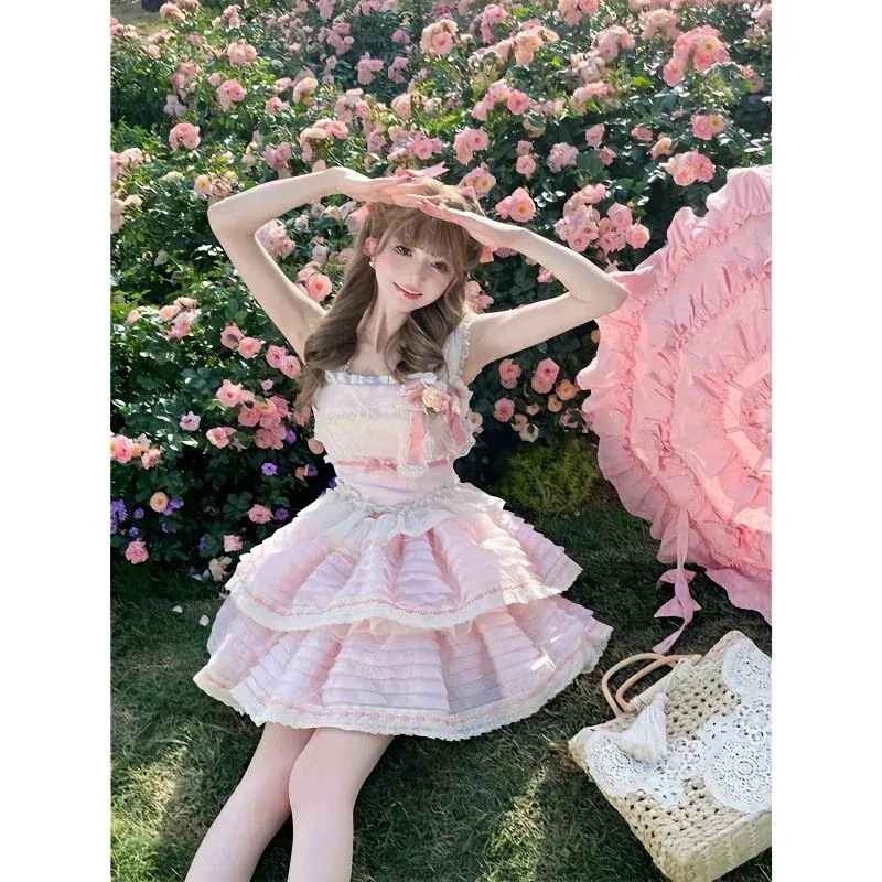 ロリータ おしゃれで甘いレースのケーキスカート夏の新作スリムスリムなサロペットワンピースサンタコスプレ