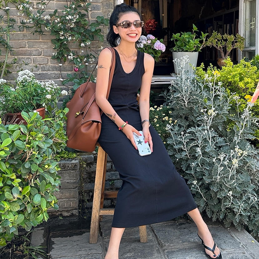 ワンピース ロングワンピース ノースリーブワンピース Uネック タイト ロング丈 かわいい 大人可愛い きれいめ シンプル 上品 おしゃれ 大人女子 こなれ感 レトロ ラフ ルーズ 個性的 主役級