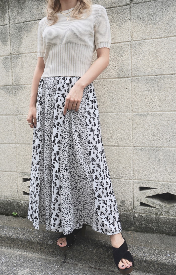 Double Flower Pattern Long Skirt（white） A.D.G レディース