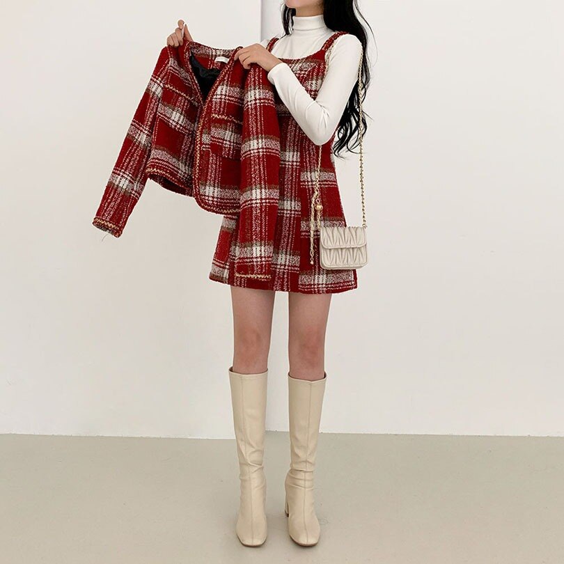 い出のひと時に、とびきりのおしゃれを！ 韓国の女性ファッション / ジャケット+ワンピースレッドツイードセット op1145 セットアップ