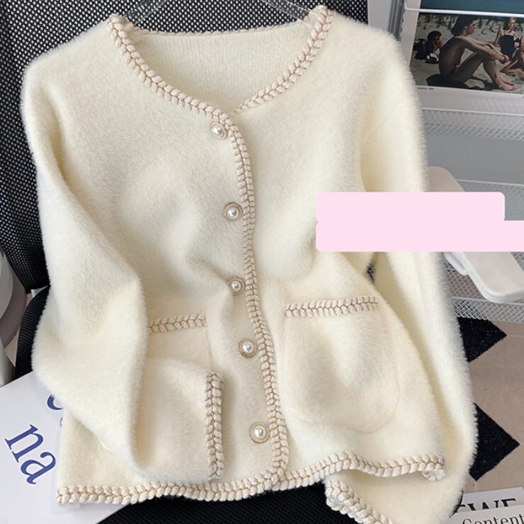 トップス レディース カーディガン セーター 白トップス クロップド クロップド丈 長袖 スクープネック 襟なし 前開き ふわふわ もこもこ モコモコ ポケット 厚手 かわいい 大人可愛い きれいめ