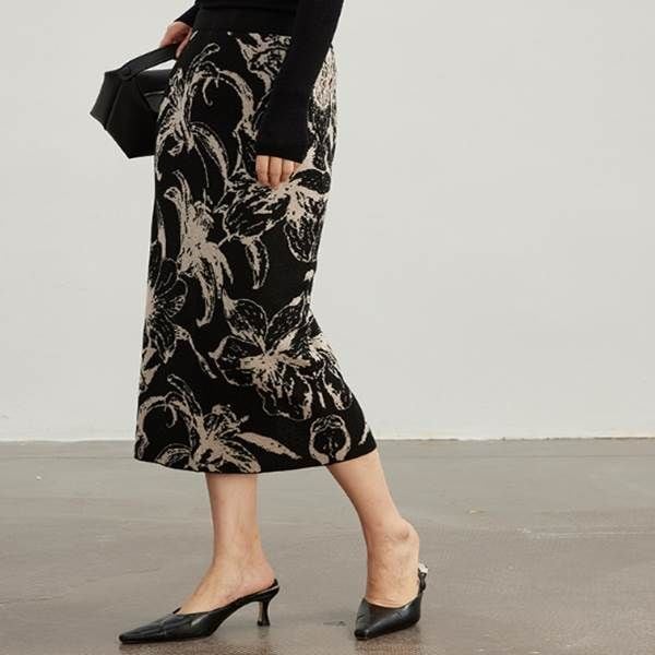 新品掲載！レストラン 秋 履きやすい タイト 総柄 個性的 高見え 定番 レディース 旅行 ウール 細見え ブラック 若見え ニット ベ モテ スリム フラワー 黒 ミディ丈 格上げ 柄あり 合わせや