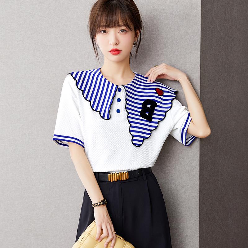 夏でもブラウス半袖tシャツ女服夏デザイン感小衆洋気若見え気質百合欧品上着ティーシャツ