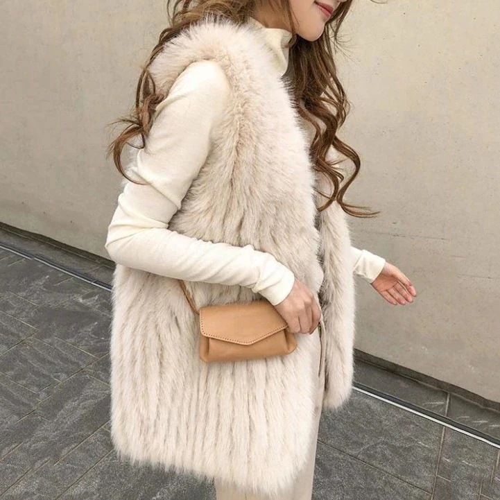 柔らかくて優しい印象 ファー防寒ノースリーブエレガントベスト