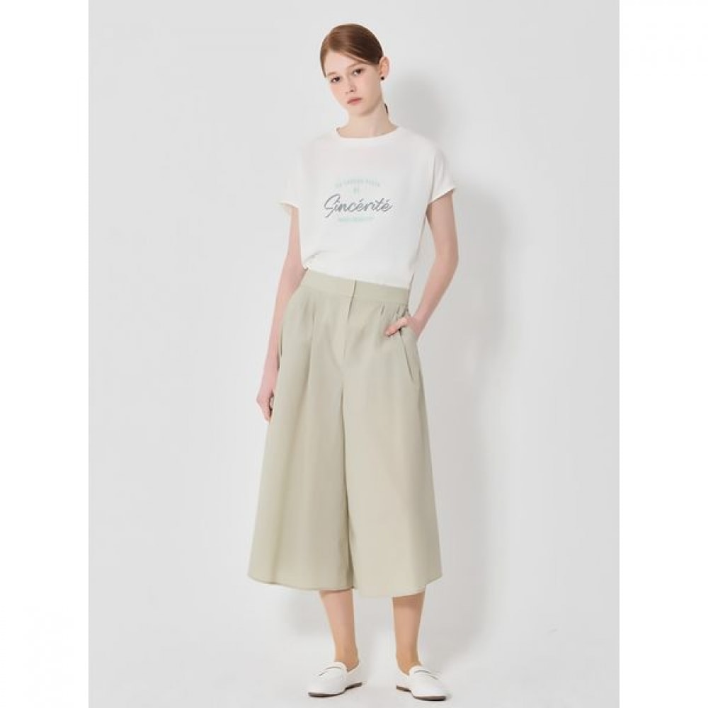 [She Miss] リラックスフィットピンタックフレアパンツ (価格:218,000ウォン)