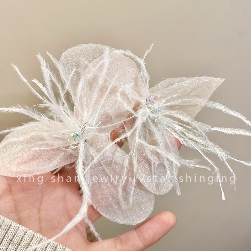 花嫁の花の羽の耳飾りレトロな仙気耳挟み森系の甘いイヤリングウエディングドレスアクセサリー