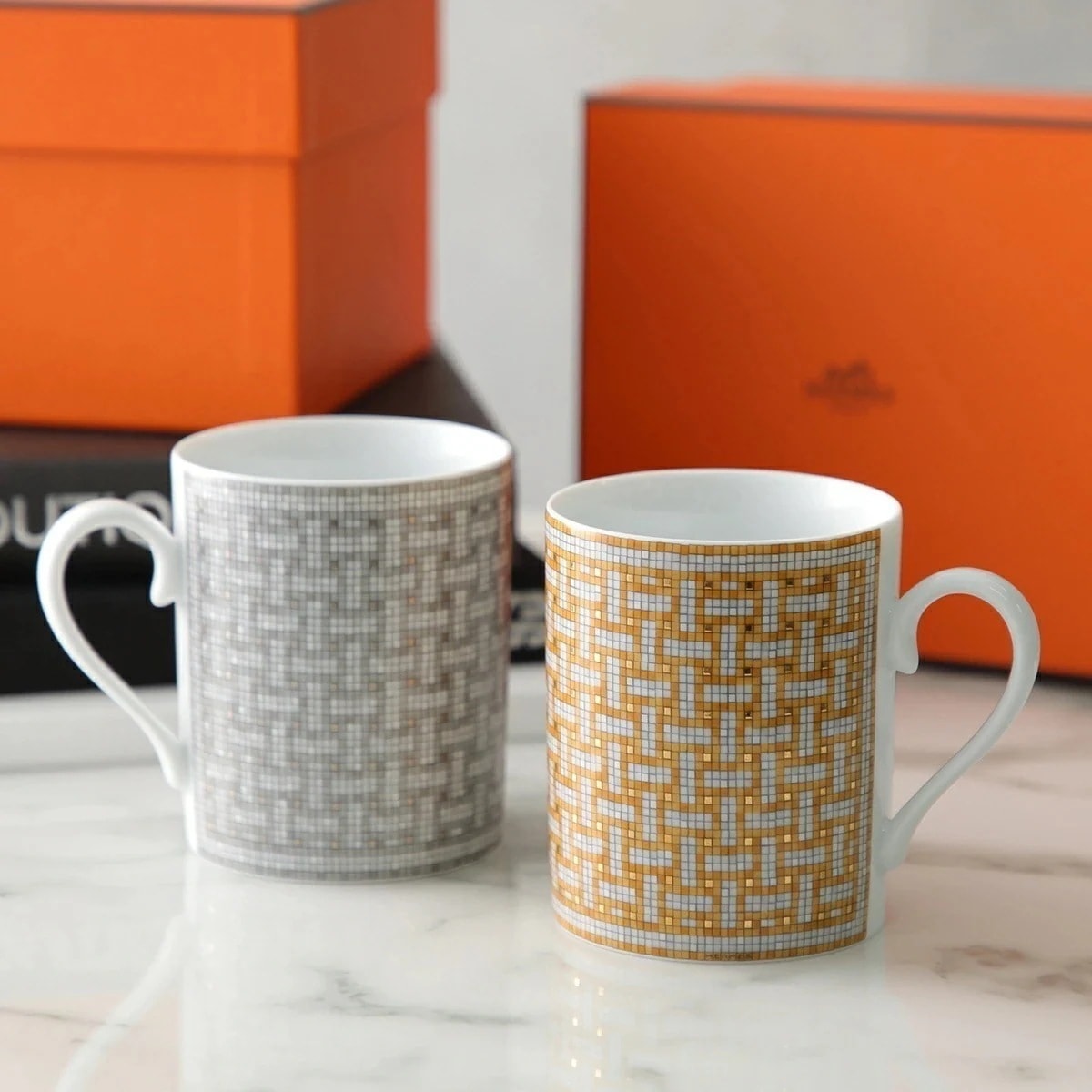 HERMES エルメス マグカップ 300ml Masaique au 24 Mug モザイク ヴァンキャトル 035031P 026031P 陶器 プラチナ ゴールド【返品交換不可】