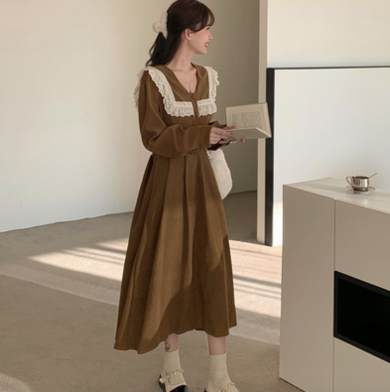 ワンピース デート フレアワンピース 袖あり 長袖 かわいい 大人可愛い きれいめ シンプル カジュアル 大人 上品 おしゃれ お洒落 主役級 存在感 春 秋 10代 20代 30代 レディース