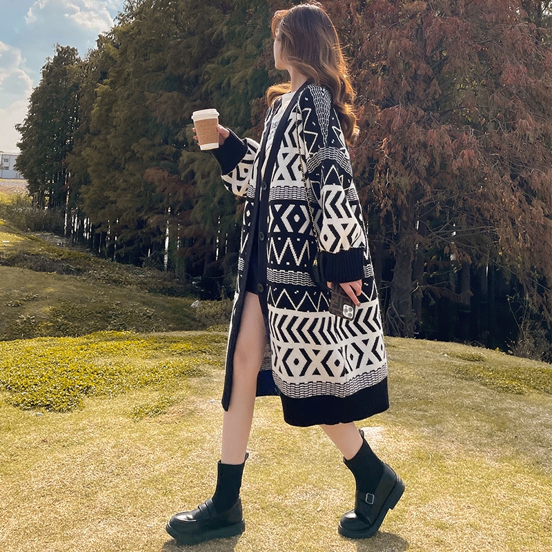 韓国デザイン秋服おしゃれ ゆったりミディアムニットカーディガン