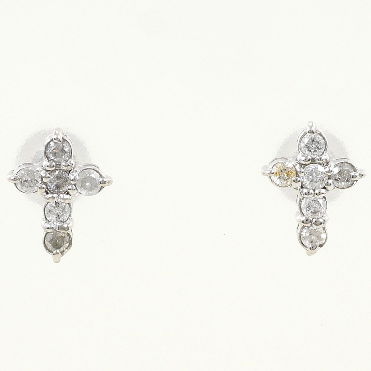 K18 18金 WG ホワイトゴールド ピアス ダイヤモンド 0.10ct 総重量約0.7g ジュエリー 中古