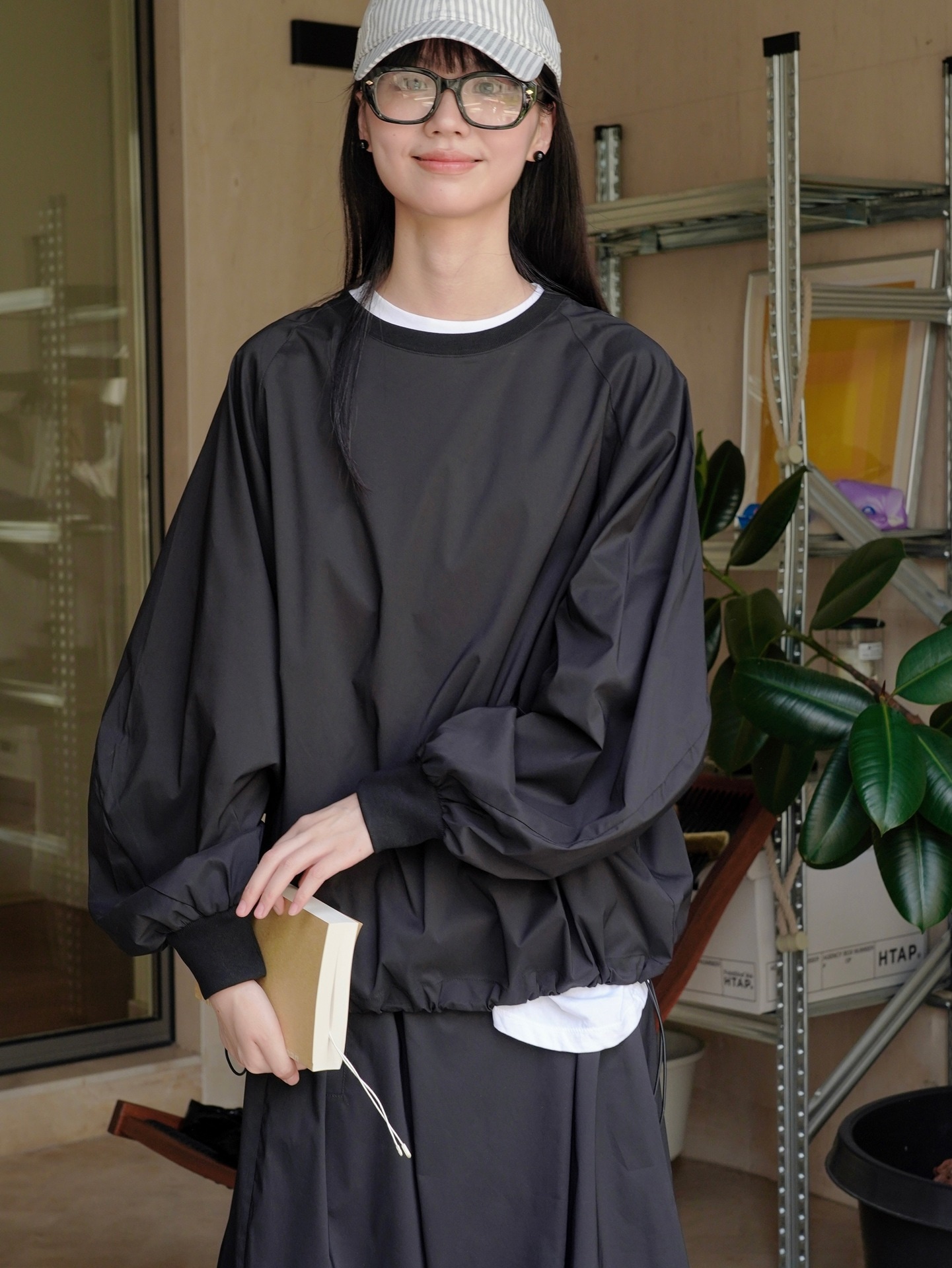 春新作 日本製 カジュアル スポーツスタイル ラウンドネック セーター ゆったりシルエット 快適 薄手 長袖 トップス レディース