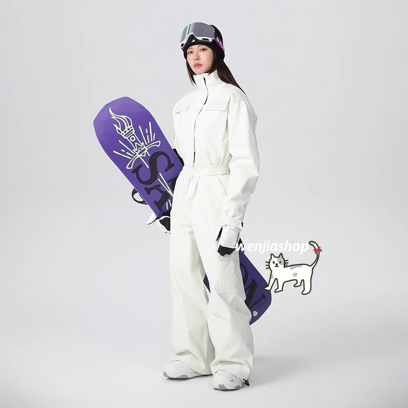 スノーボードウェア 2025 上下セット レディース アウター ジャケット パンツ ズボン オーバーオール つなぎ 白 スリム 細身 3L スノーウェア スキーウェア スノボウェア韓国風 防水防風