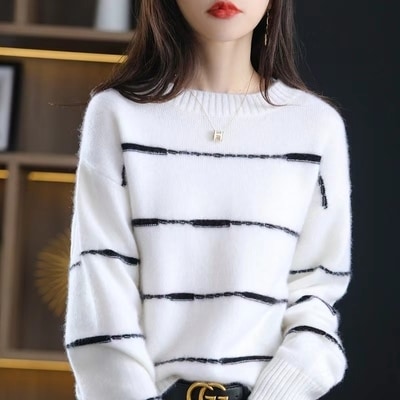 トップス カットソー セーター 袖あり 長袖 レディース 個性的 大人 可愛い きれいめ シンプル カジュアル 上品 おしゃれ 主役級 存在感 冬 10代 20代 30代 暖かい もこもこ デート