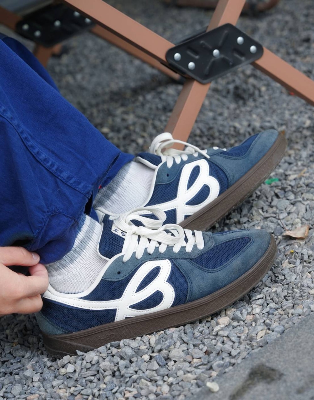 日本未入荷 HBD x WE FLOWER ウィーフラワー Navy blue ユニセックススニーカー WFDAWN101-1