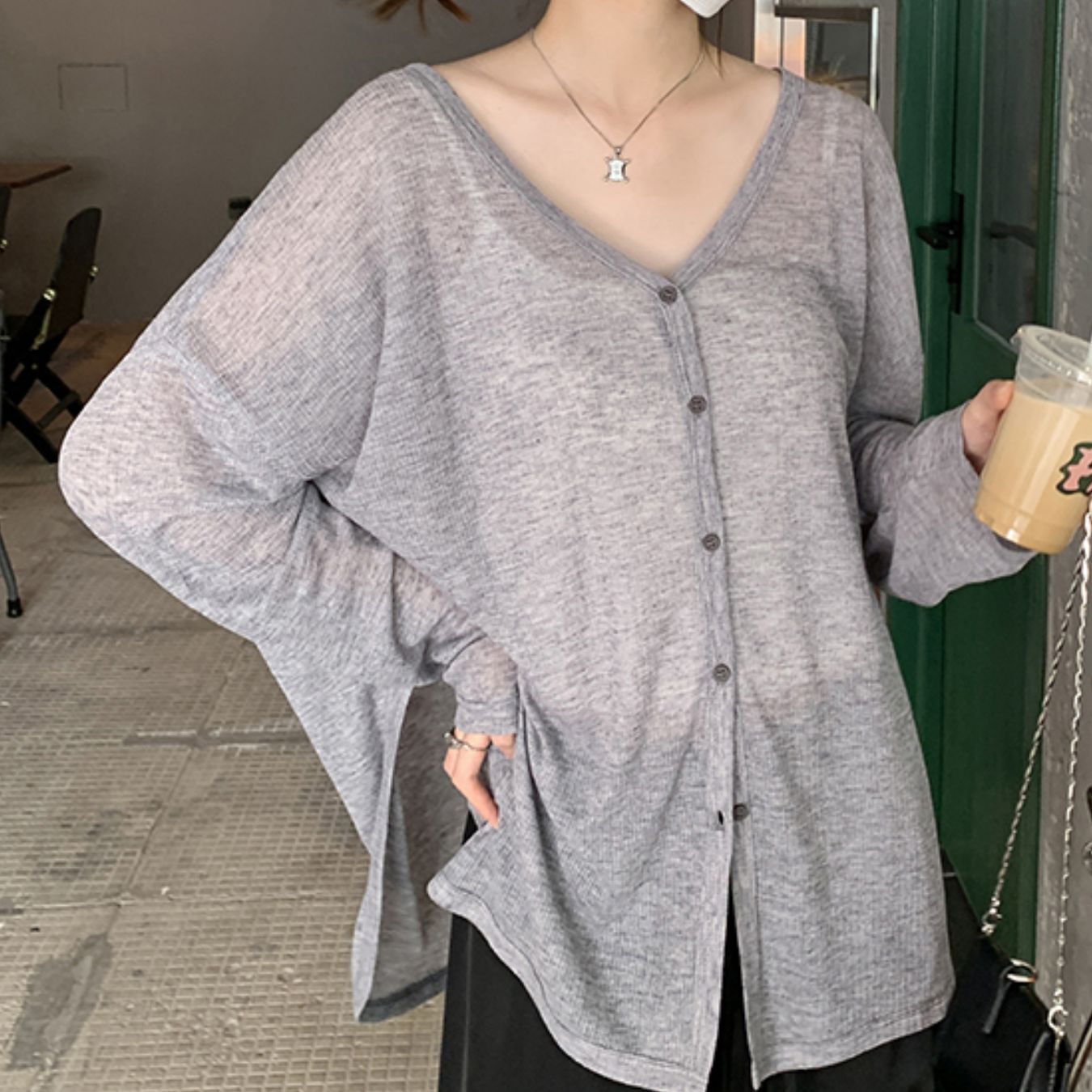 カーディガン レディース ロング 長袖 透け感 きれいめ シンプル カジュアル 上品 おしゃれ レトロ こなれ感 ラフ エレガント 抜け感 都会的 ラグジュアリー スタイリッシュ 大人カジュアル 無地