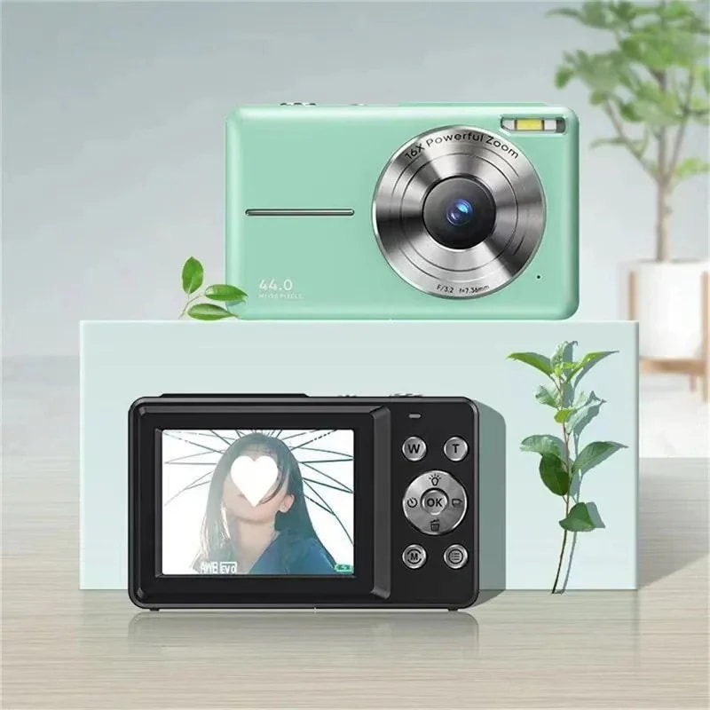 【新品入荷】デジカメ デジタルカメラ 小型 4400万画素 1080P録画 16倍ズーム 2.4インチIPS画面 高画質 キッズカメラ 自撮り可 ビデオカメラ 軽量 安い 多機能