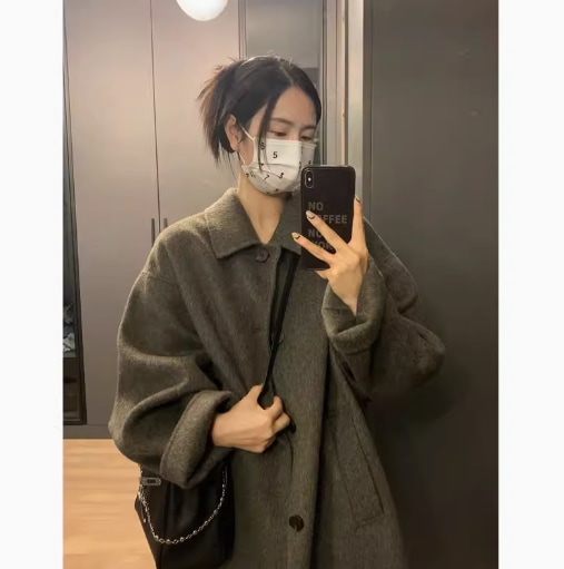 レディース コート アウター 上着 チェスター 膝丈 膝下 ミモレ ミディアム丈 長袖 襟付き テーラードカラー オーバーサイズ 前開き サイドポケット きれいめ シンプル カジュアル 上品