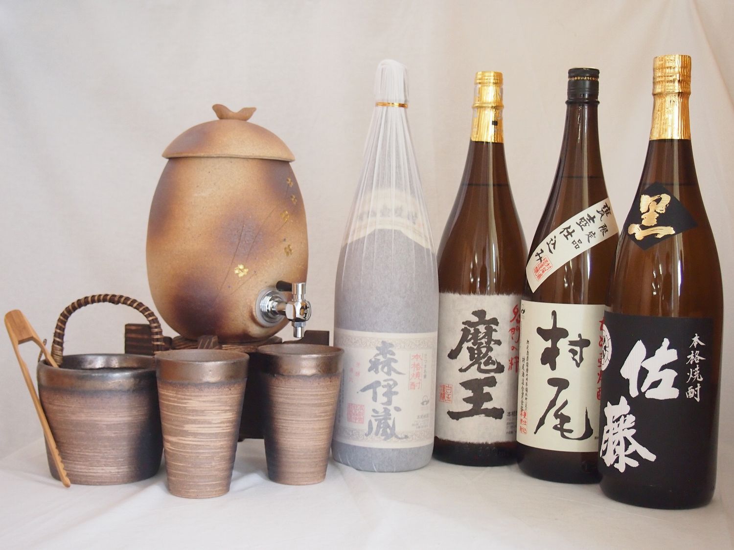 信楽焼明山窯　焼酎サーバー　火色金小紋　2200ｃｃ(滋賀県)+萬古焼備前金彩焼酎ペアカップ 氷