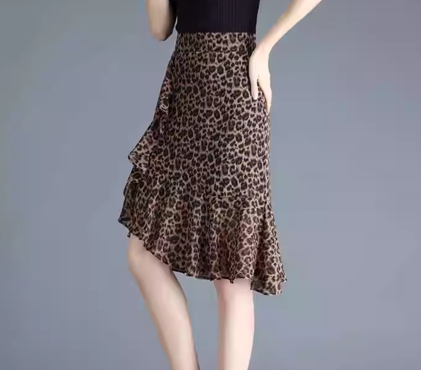 レディース スカート 膝丈 フィッシュテール フェミニン フリル ハイウエスト かわいい 大人可愛い カジュアル おしゃれ ラフ 水玉 ヒョウ柄 アニマル柄 春 夏 秋 冬 オールシーズン デート