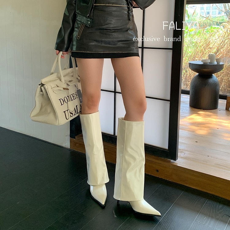 11 2024年の新しい女性用ブーツヨーロッパとアメリカのスリムなかかとのハイヒールのブーツ膝のブーツよりも高ピン
