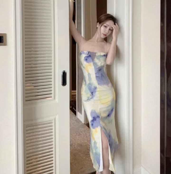 ワンピース チューブトップ タイト ロング 袖なし 細身 ストレート フロントスリット かわいい 大人可愛い きれいめ おしゃれ タイダイ柄 夏 デート 海 お出かけ S L マルチカラー