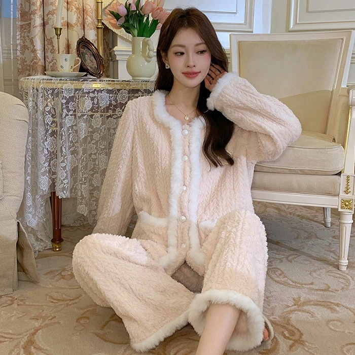ルームウェア パジャマ レディース 冬 上下セット 長袖 裏起毛 暖かい 前開き 厚手 セットアップ 部屋着 大きいサイズ 保暖 防寒 おしゃれ 可愛い 寝間着 寝巻き 婦人 女性用 彼女 妻 旅行
