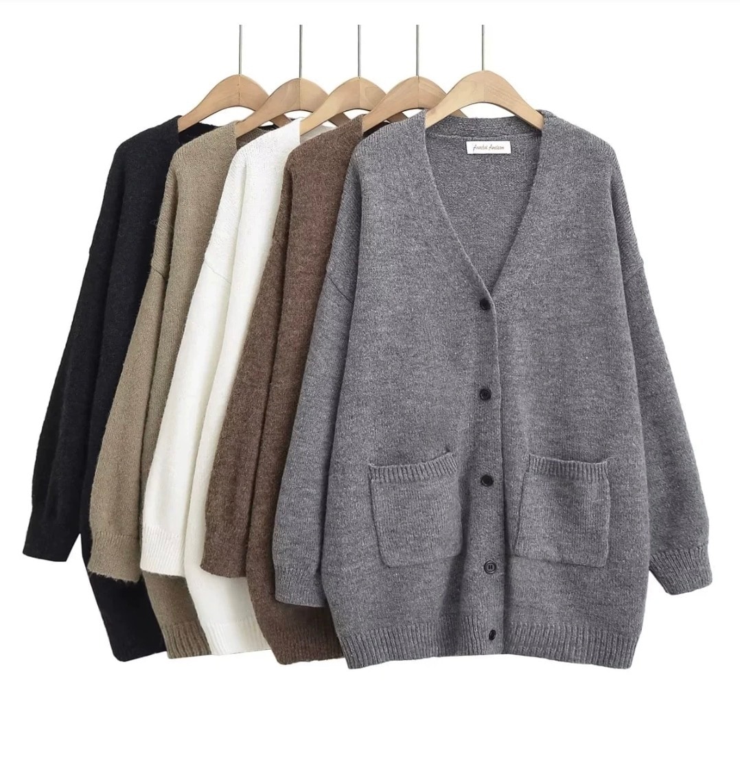 レディース トップス ニット カーディガン デート ニットソー 上着 白トップス ミディアム丈 袖あり 長袖 ボリューム袖 萌袖 Vネック 襟なし ワイド ポケット 前開き 伸縮性 かわいい