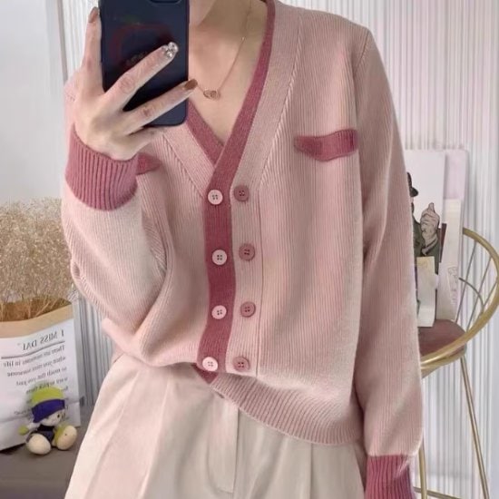 ニットセーター レディース トップス ニット セーター ニットカーディガン 長袖 Ｖネック フロントボタン ダブルブレスト カジュアル お出かけ おしゃれ ルーズ ファッション 女性 秋冬