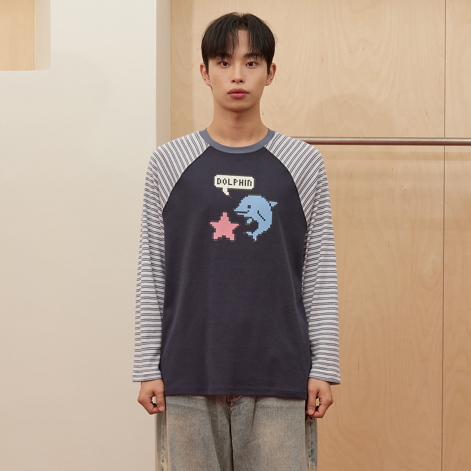 Pixel Star Dolphin Long Sleeve T-shirt NAVY