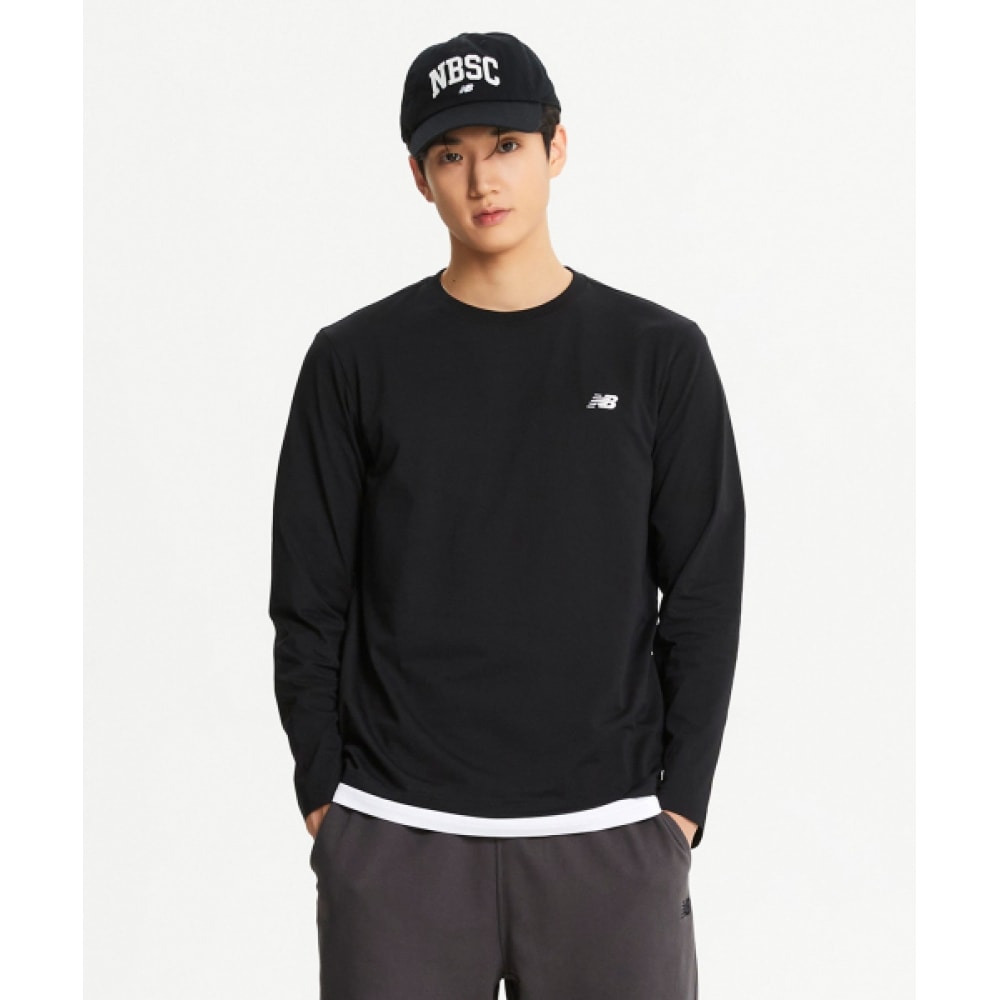 ニューバランス NBNDE41013/UNI ESS ロゴロングスリーブ Tシャツ (ブラック)